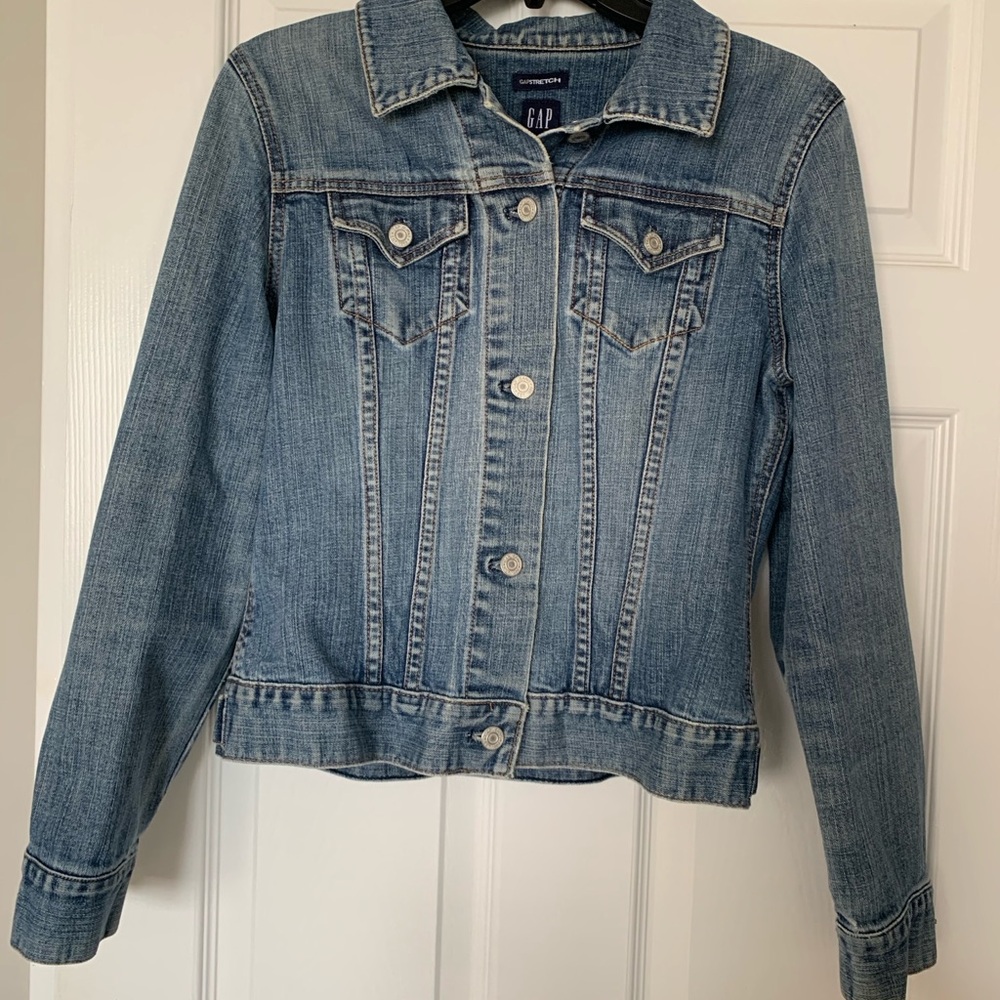 GAP Blue Jean Jacket Classic Denim Style